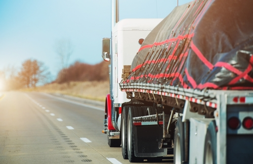 Semi Truck in Colombus prior to wreck on roadway